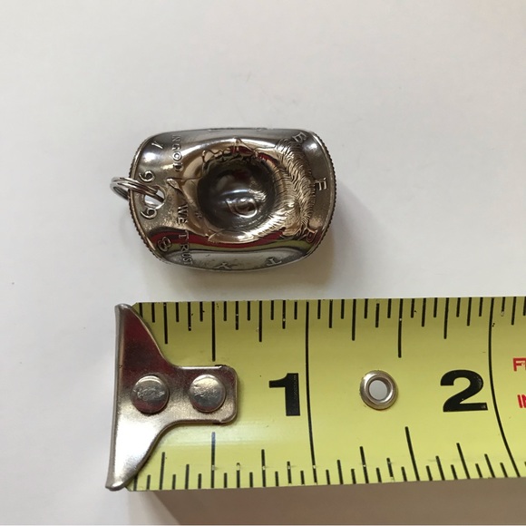 Handcrafted Rodeo Cowboy Cowgirl Hat Kennedy Half Dollar Coin Pendant 1998 - Picture 3 of 6